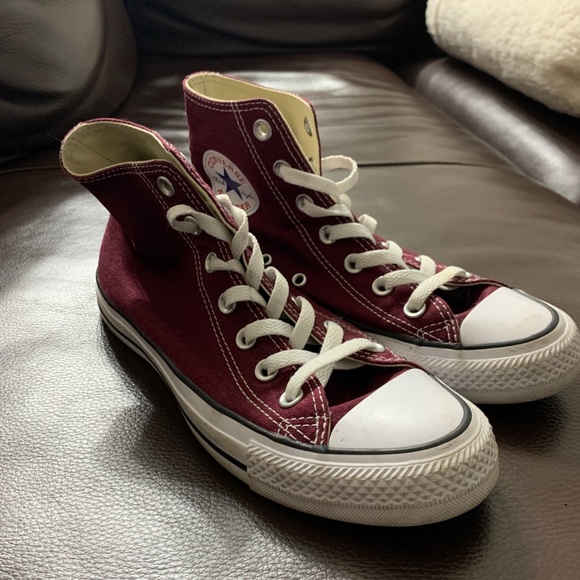 Converse Shoes - Maroon High-Top Converse